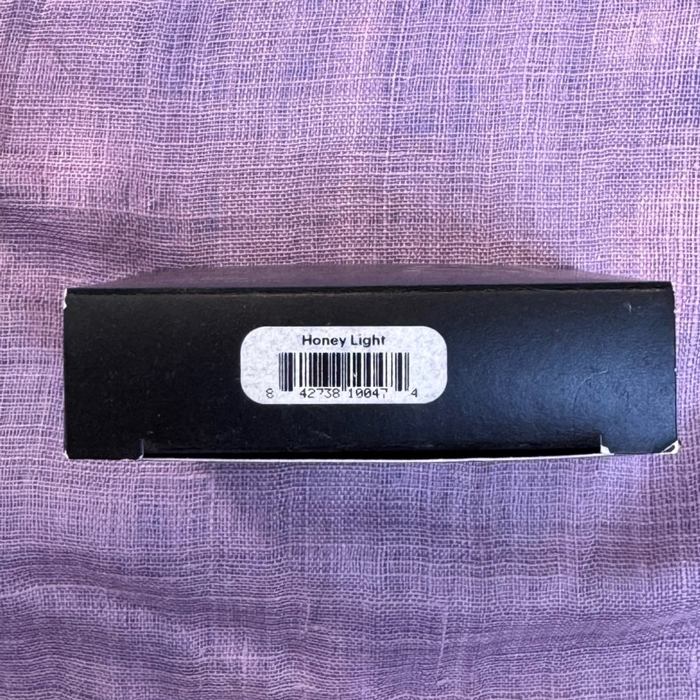 Pressed Base Foundation Honey Light NIB Glo Skin Beauty - Picture 2 of 6